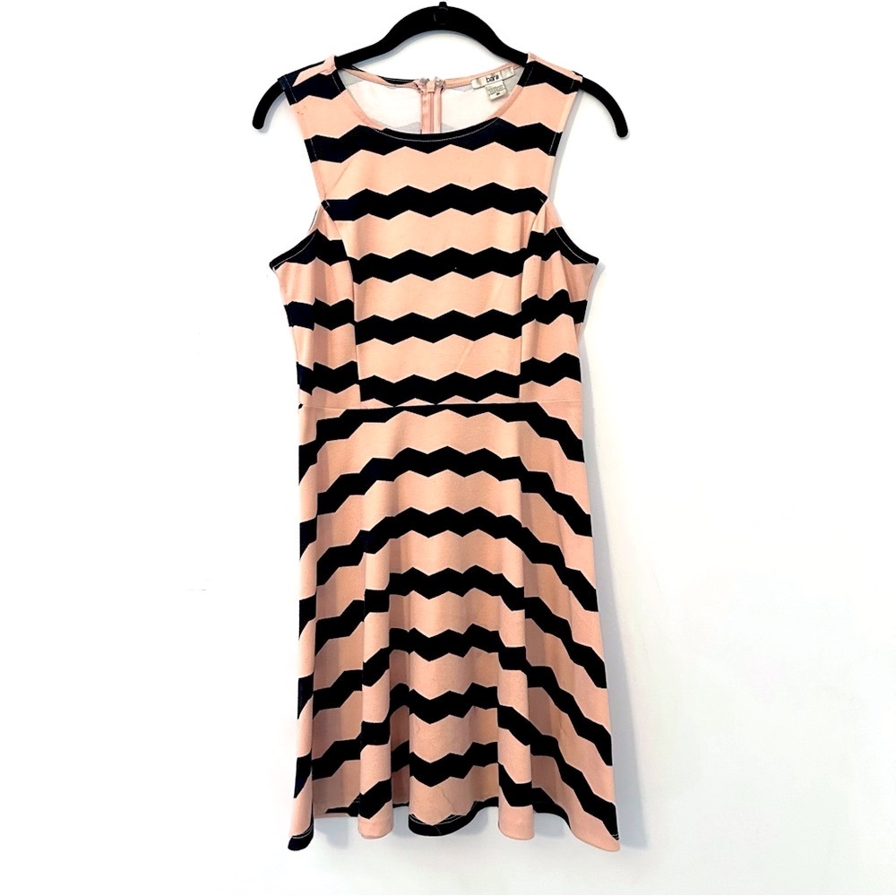 Bar III Black and Peach Zigzag Midi Dress